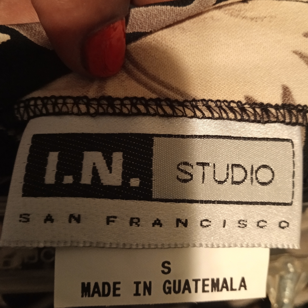 Skirt - Picture 3 of 3